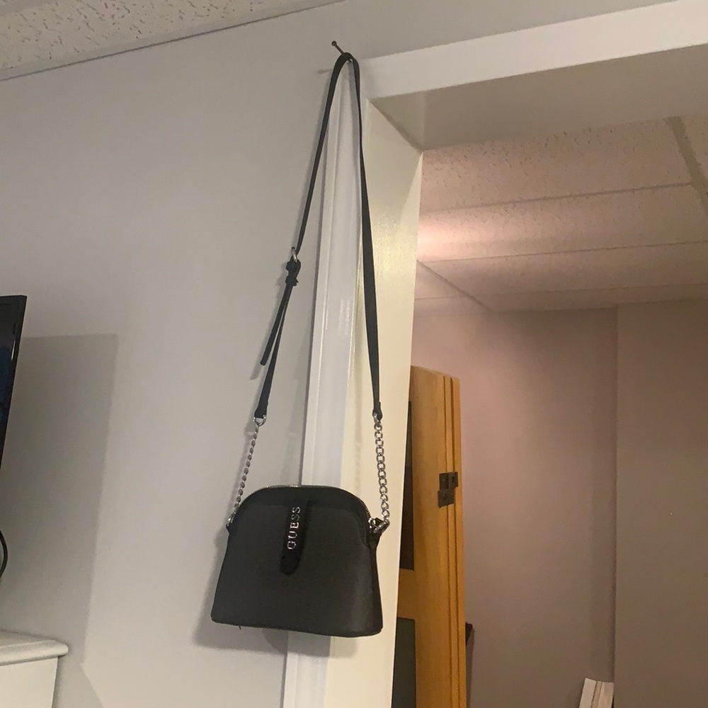 small guess purse